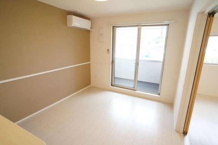 福島県郡山市大槻町字熊野木(アパート)の賃貸物件の居間