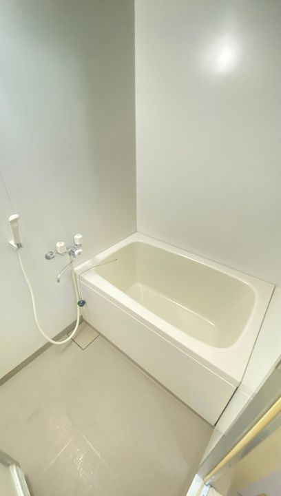 大阪府大阪市東淀川区西淡路4(マンション)の賃貸物件の風呂