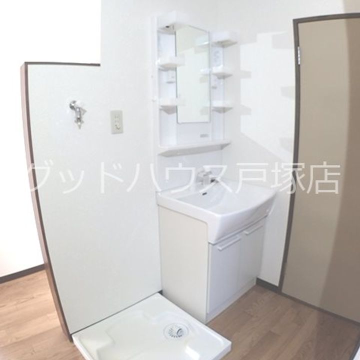 フローラIIの内装