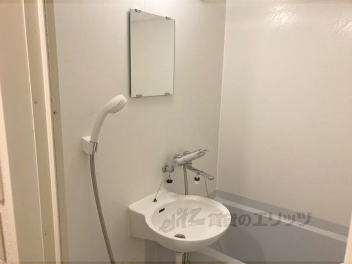 レオパレスHalfMoonの内装