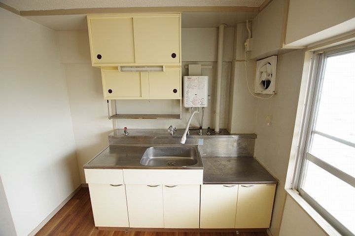 ビレッジハウス私部のキッチン