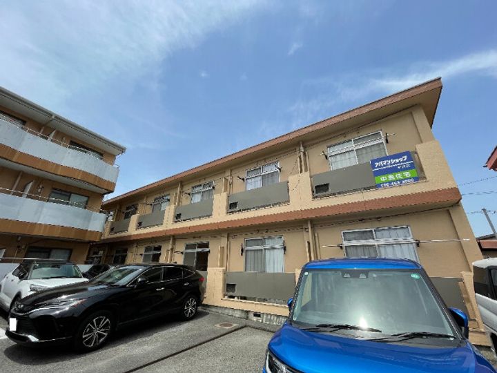 岡山県倉敷市松島の賃貸アパートの外観