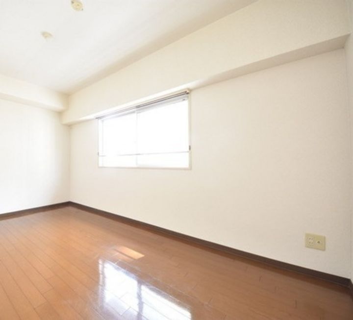 ハアラン内山下の内装