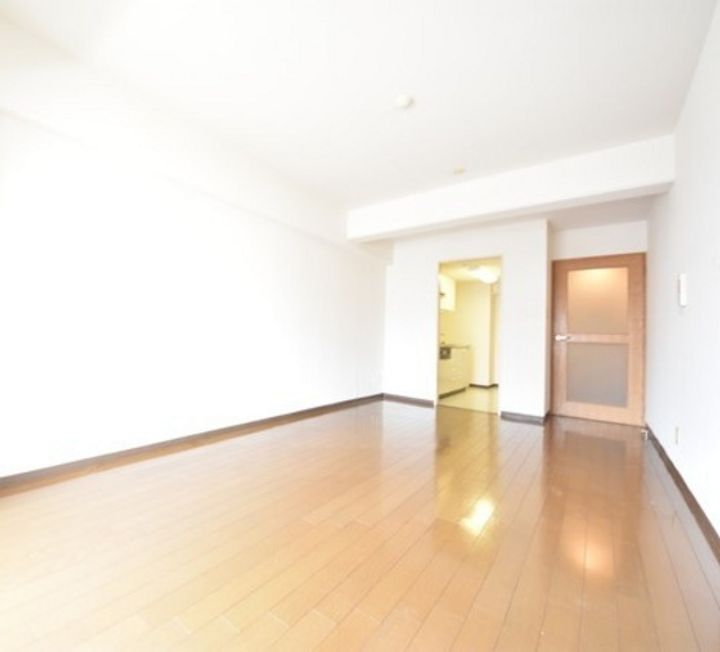 ハアラン内山下の居間