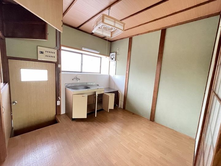 愛媛県新居浜市土橋1(一戸建)の賃貸物件の内装