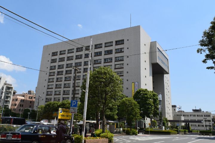 ジュネスミドルの周辺