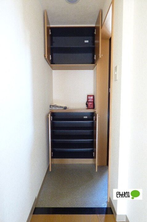 ディアコートの玄関