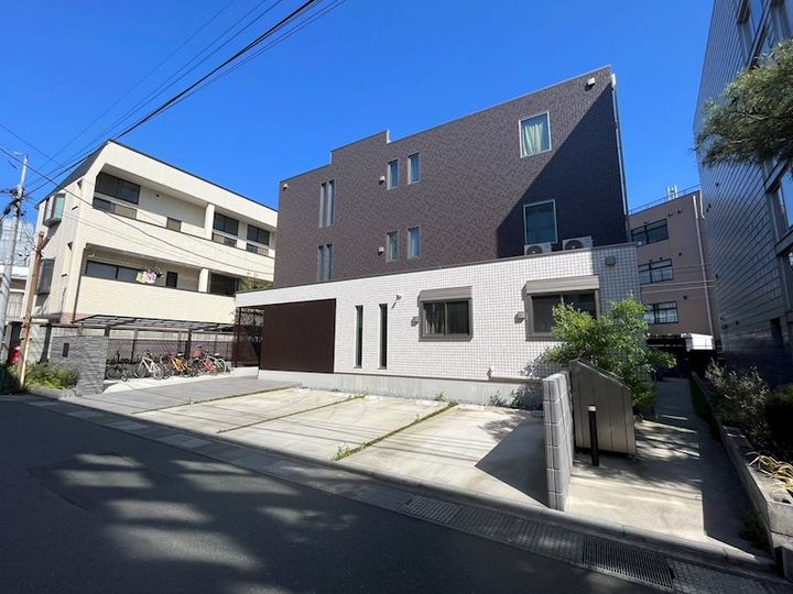 神奈川県鎌倉市御成町(マンション)の賃貸物件の外観