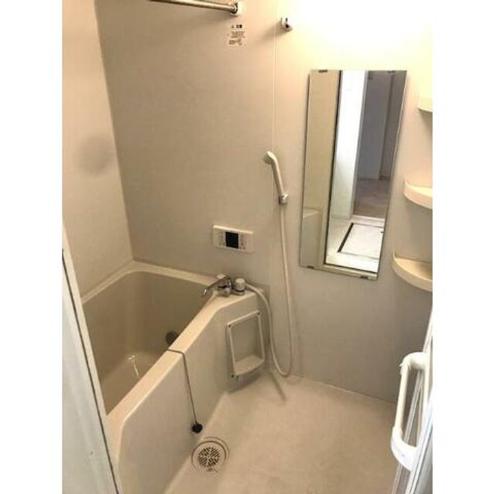 ジュネスの風呂