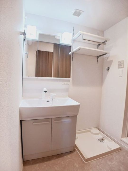 群馬県前橋市国領町1(アパート)の賃貸物件の内装