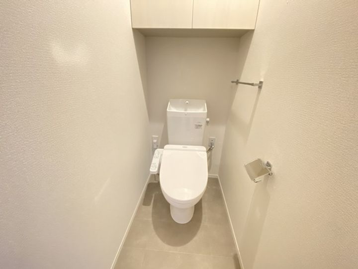 アゼリアの内装