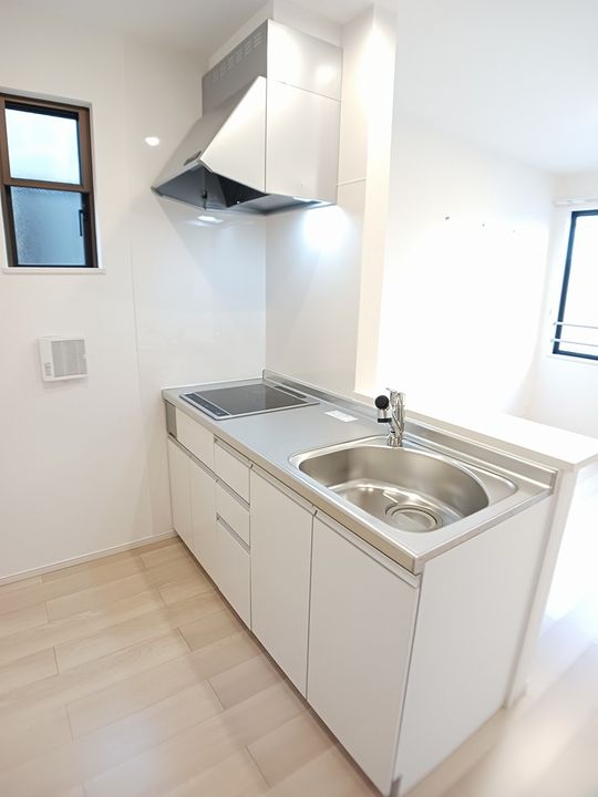 新潟県柏崎市城塚(アパート)の賃貸物件のキッチン