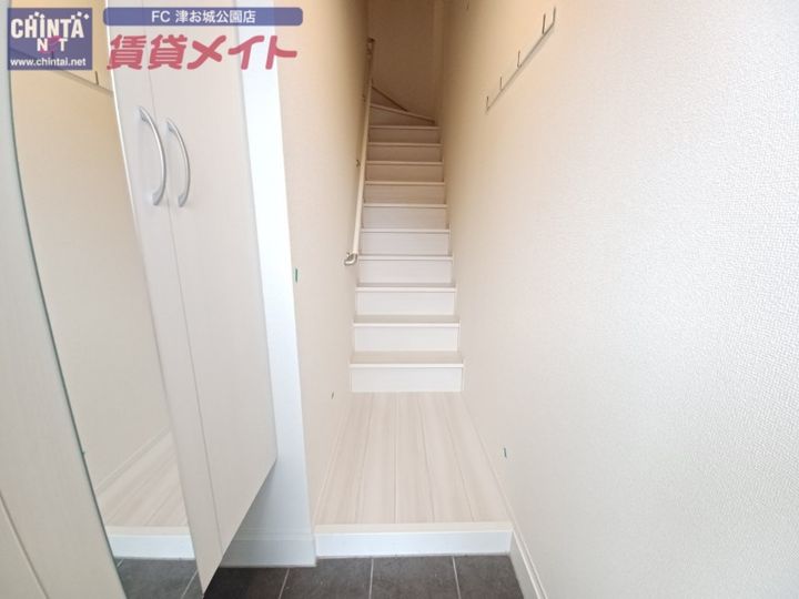 Residence垂水の玄関