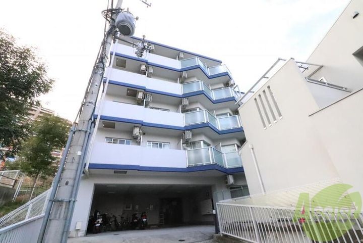 ヒルバレー妙法寺駅前の外観