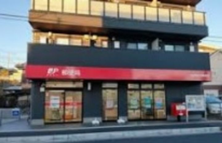 シャンドローズの周辺