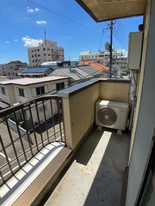 井上ビルの内装