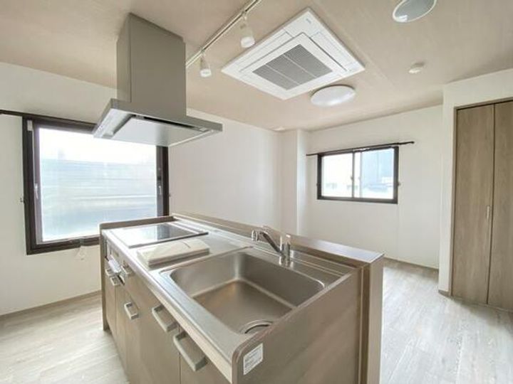 シュプリームサンシャインのキッチン