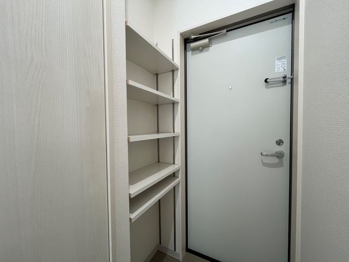 AXA五日市駅前の内装