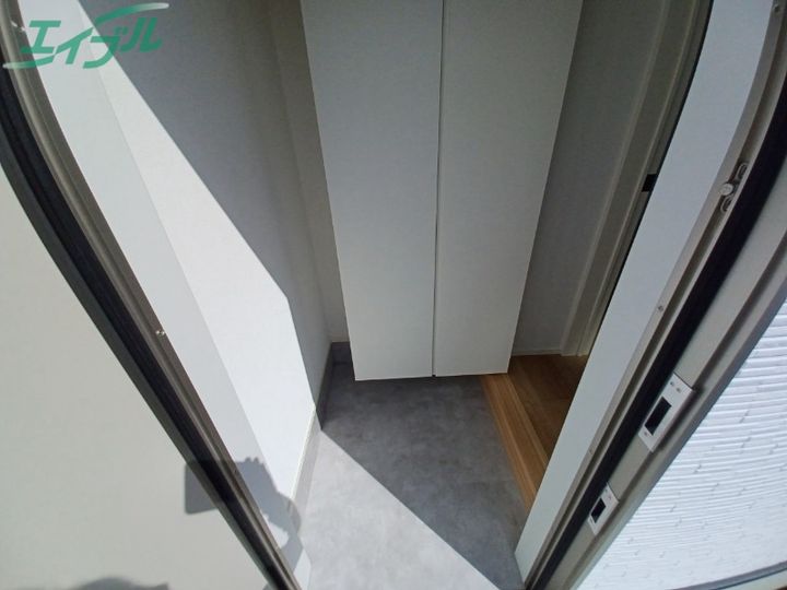 リーシング小俣II Bの玄関