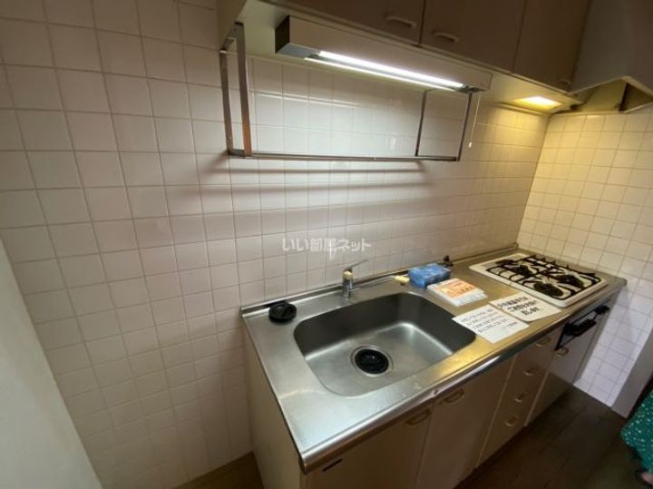 和歌山県和歌山市狐島(マンション)の賃貸物件のキッチン