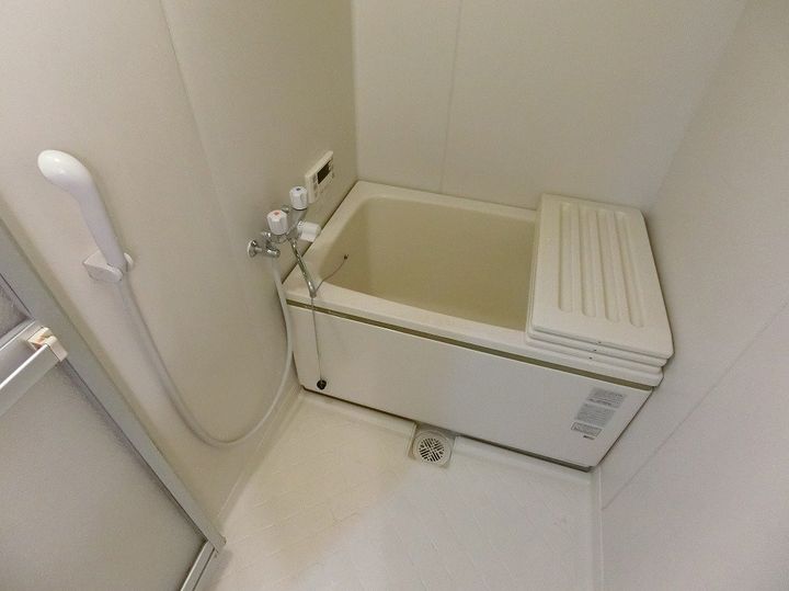 コーポ近江屋6の風呂