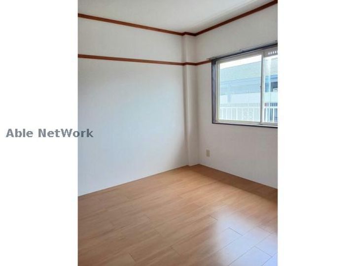 愛知県碧南市鶴見町4(アパート)の賃貸物件の居間