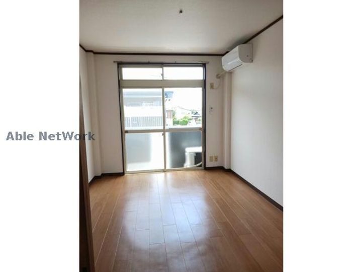 愛知県碧南市鶴見町4(アパート)の賃貸物件の居間