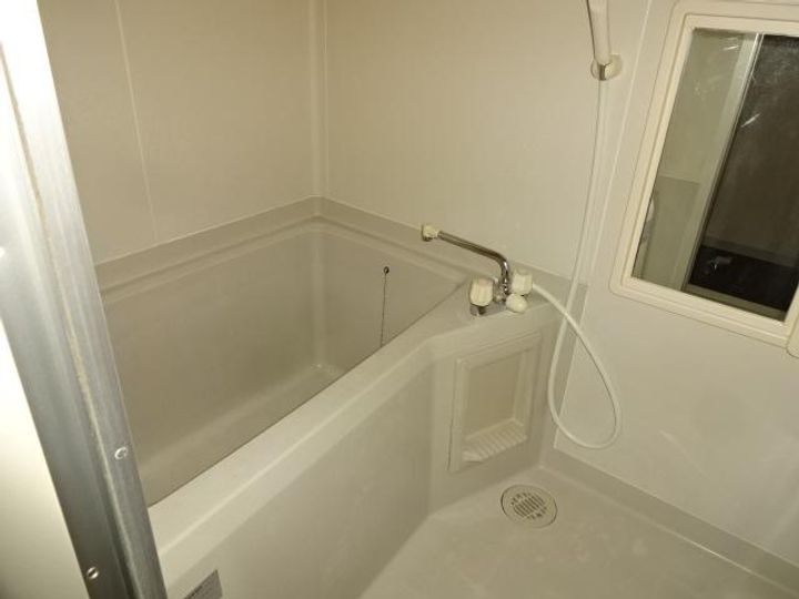 SUNVILLAGE YOSHIDA B棟の風呂