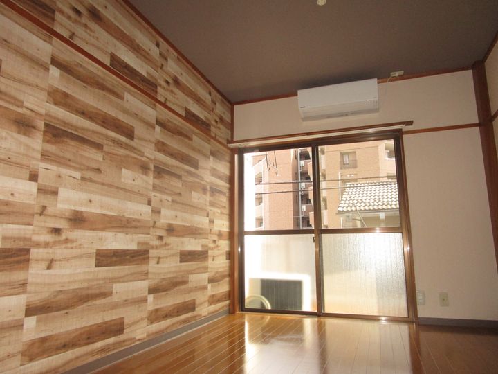 第1喜多マンションの居間