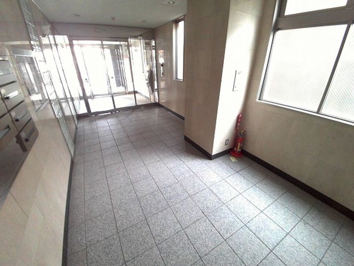 小芝ビルの地図