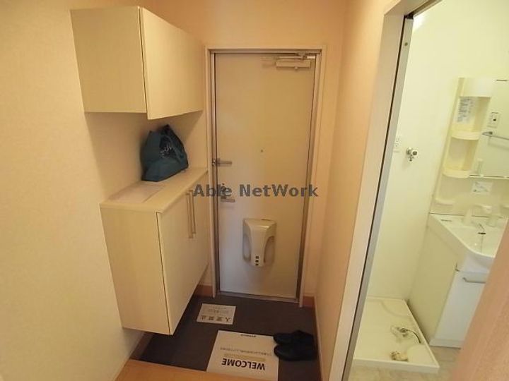 岐阜県羽島郡岐南町若宮地3(アパート)の賃貸物件の玄関