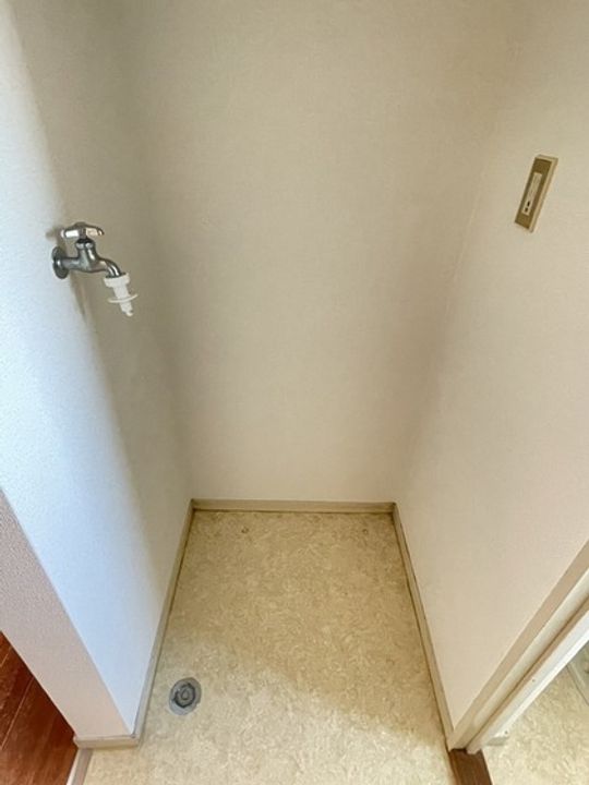 エステートピア戸坂の内装