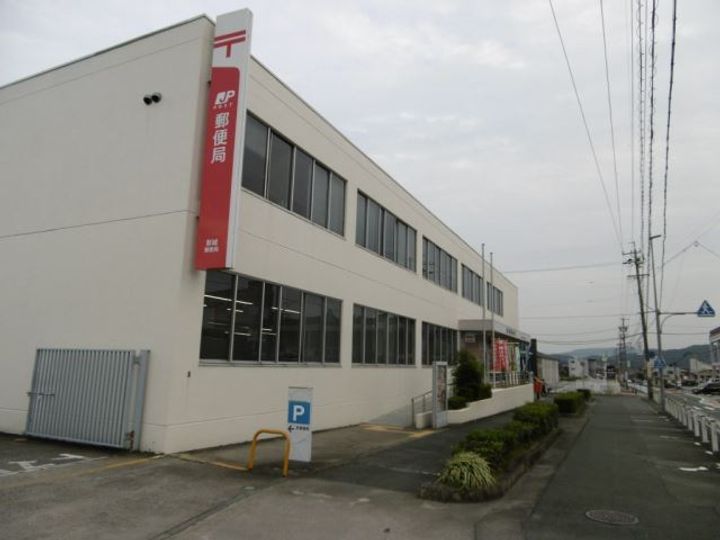 ウラノスの周辺