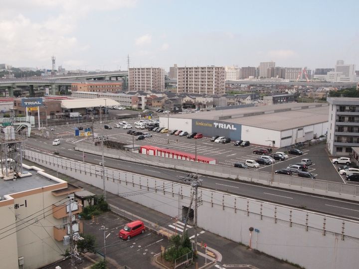 ウイングス片野IIの周辺