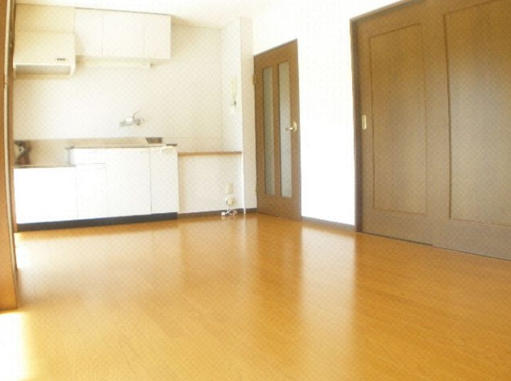 レジデンス東多賀の居間