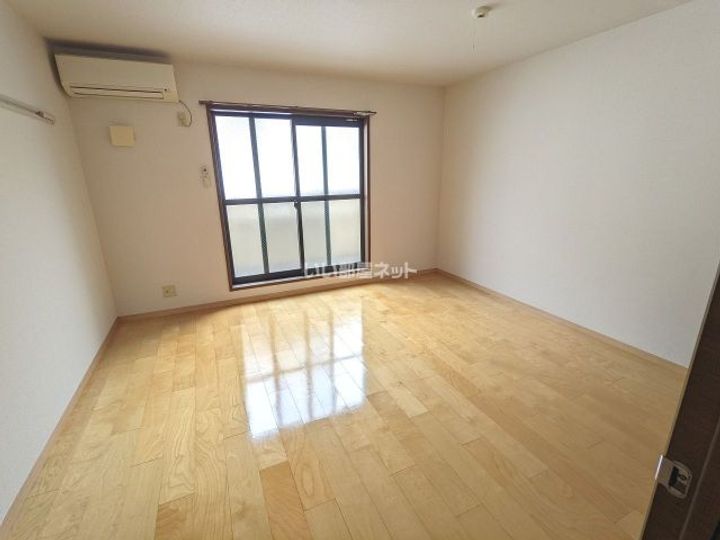 大阪府大東市寺川3(アパート)の賃貸物件の居間