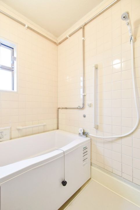 UR中央台の風呂