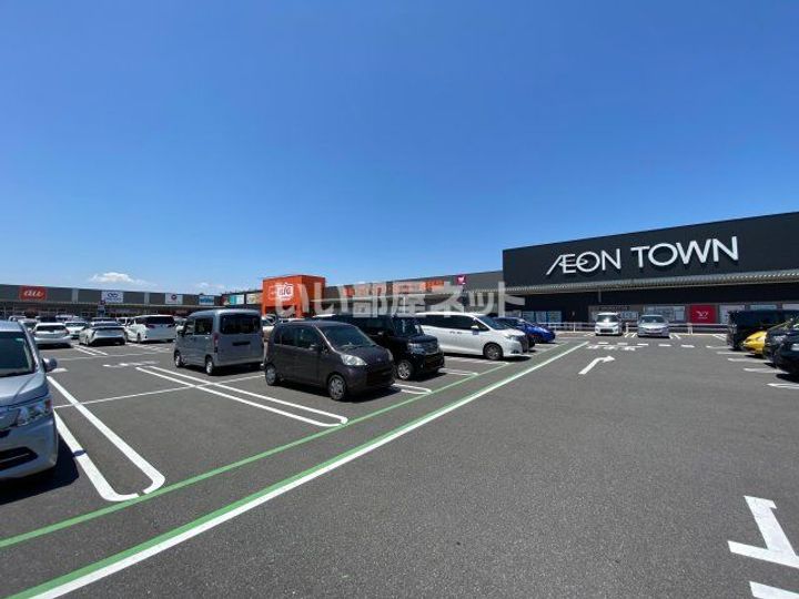 ヒュドールヒューレー Bの周辺