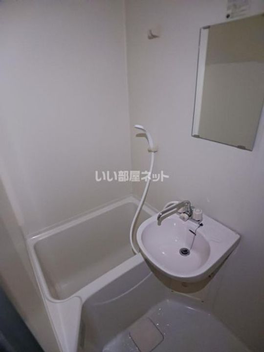兵庫県加古川市尾上町今福(マンション)の賃貸物件の風呂