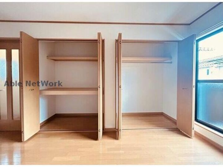 Familie後シロIIの内装