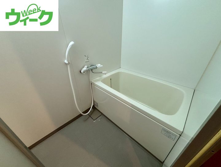 岡山県岡山市北区清輝橋4(マンション)の賃貸物件の風呂