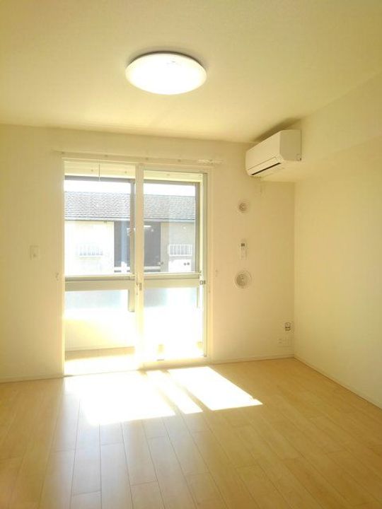 ヴォーレンIの居間