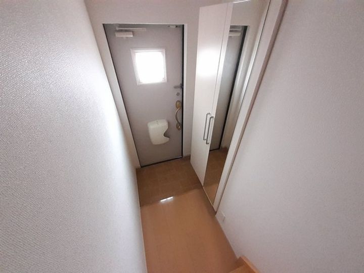 兵庫県加西市北条町北条(アパート)の賃貸物件の玄関