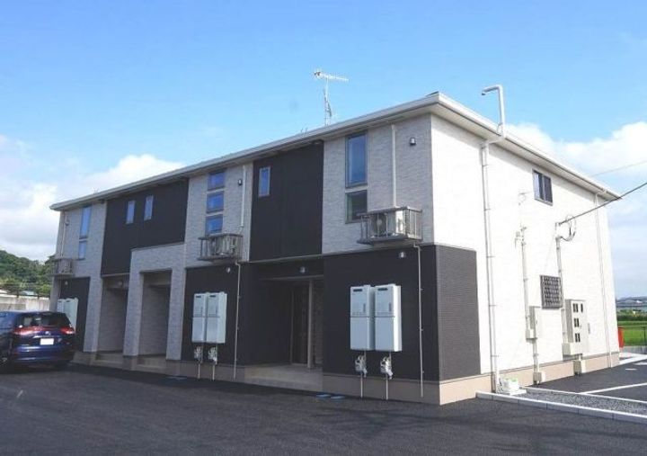 アグレアブル Bの外観