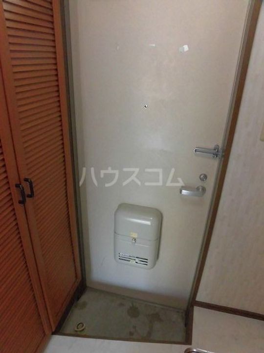 アクアコートIIの玄関