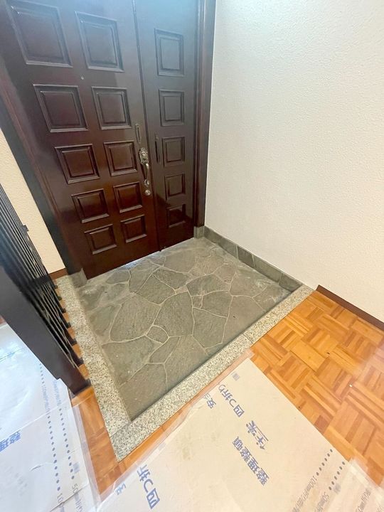 大阪府八尾市郡川4(一戸建)の賃貸物件の玄関