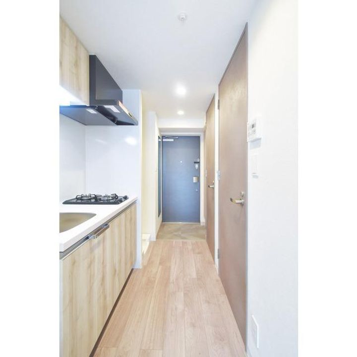 アドバンス大阪リーヴァの玄関