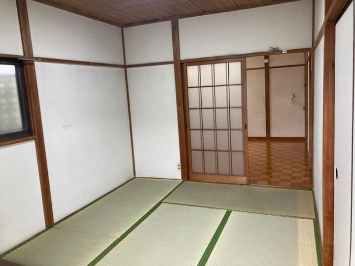 東京都世田谷区経堂2(アパート)の賃貸物件の居間