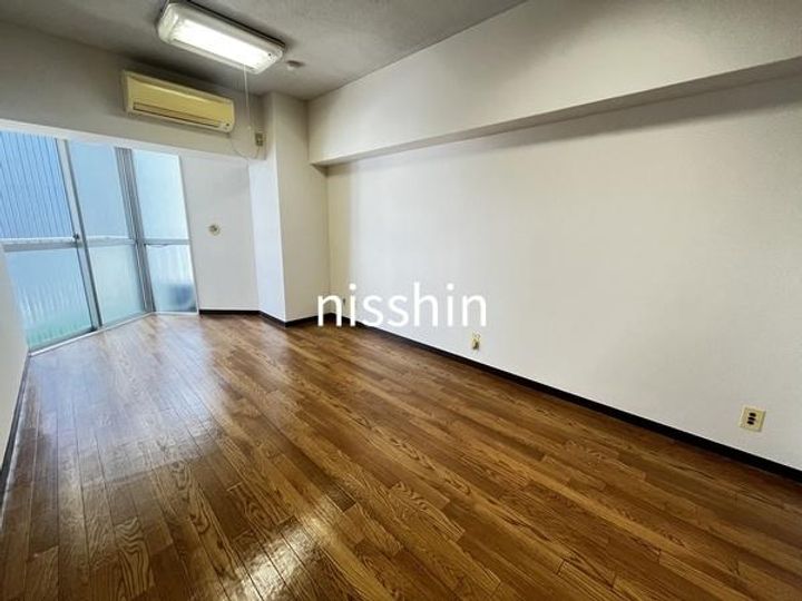 九段フラワーホームの居間