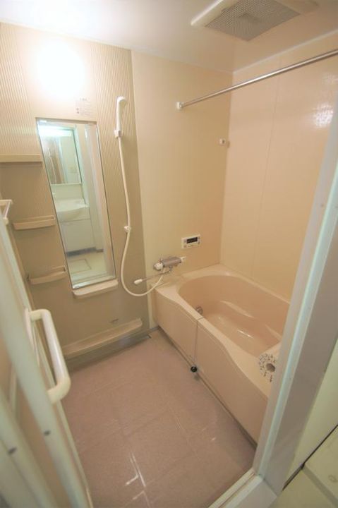 宮城県仙台市宮城野区幸町3(マンション)の賃貸物件の風呂